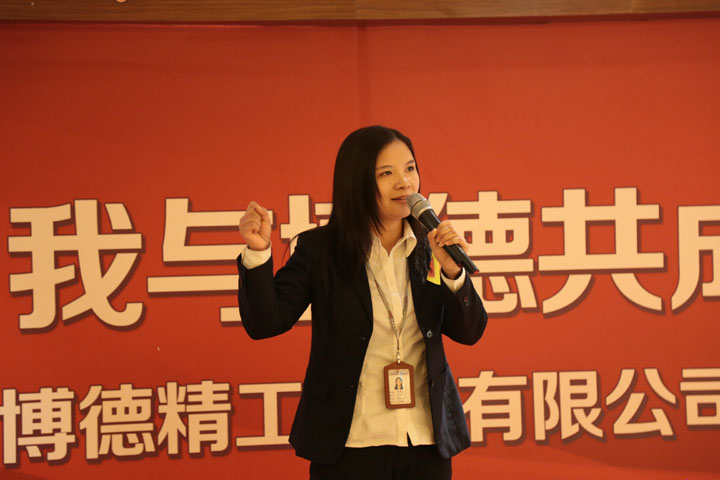 10号选手：营销中心财务部何丽仪.jpg